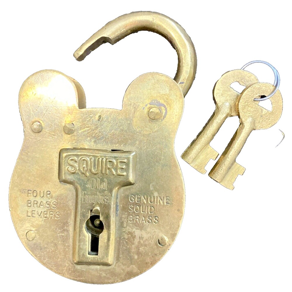 Squire Brass Lock With 2 Keys. Great Working Condition